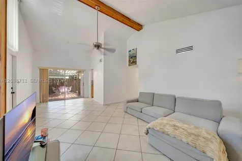 7447 W Sunrise Boulevard Plantation FL 33313