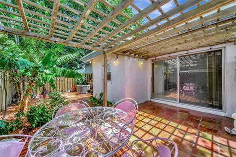 7447 W Sunrise Boulevard Plantation FL 33313