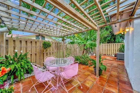 7447 W Sunrise Boulevard Plantation FL 33313