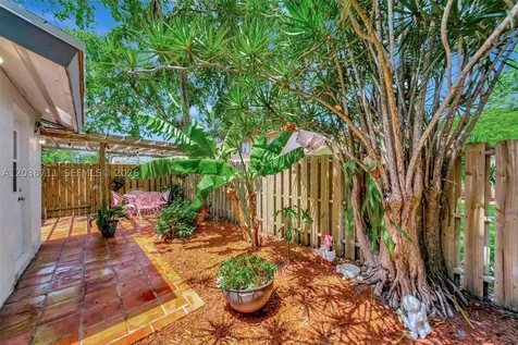 7447 W Sunrise Boulevard Plantation FL 33313