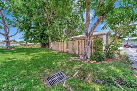 7447 W Sunrise Boulevard Plantation FL 33313