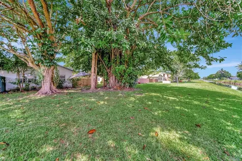7447 W Sunrise Boulevard Plantation FL 33313
