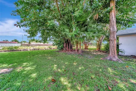7447 W Sunrise Boulevard Plantation FL 33313