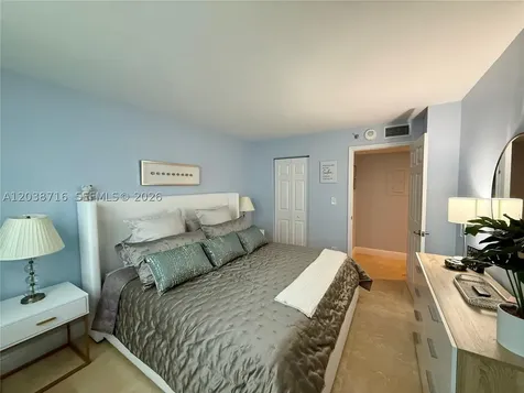 770 Claughton Island Drive Miami FL 33131