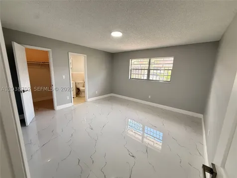 252 NW 50th Avenue Miami FL 33126