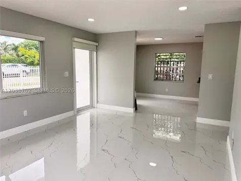 252 NW 50th Avenue Miami FL 33126