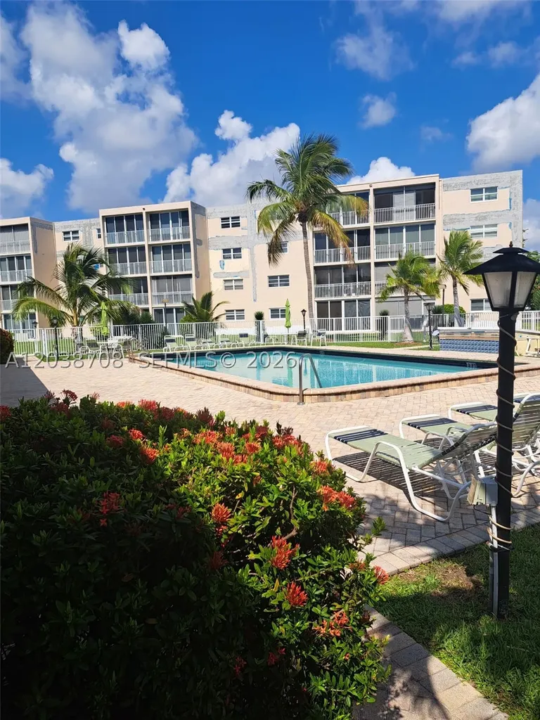 1024 SE 3rd Avenue Dania Beach FL 33004