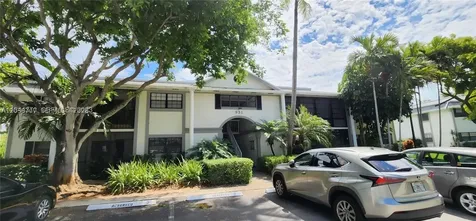 931 NE 199th Street Miami FL 33179