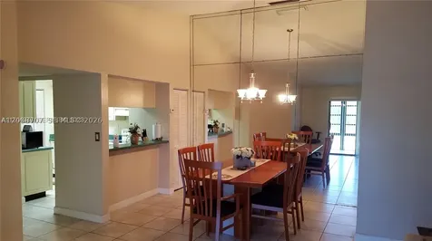 931 NE 199th Street Miami FL 33179
