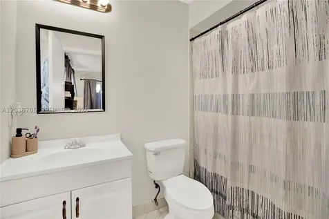 10003 SW 223rd Terrace Cutler Bay FL 33190