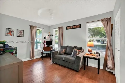 10003 SW 223rd Terrace Cutler Bay FL 33190