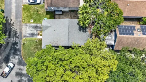 10003 SW 223rd Terrace Cutler Bay FL 33190