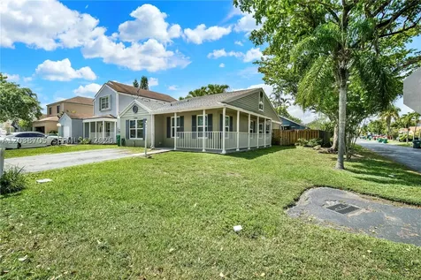 10003 SW 223rd Terrace Cutler Bay FL 33190