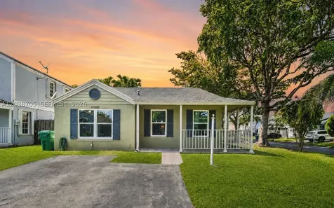 10003 SW 223rd Terrace Cutler Bay FL 33190
