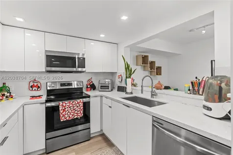 2055 SW 122nd Avenue Miami FL 33175