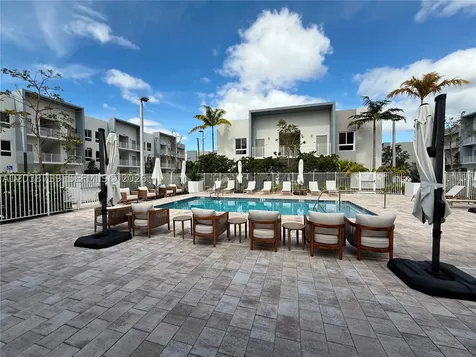 610 NE 2nd Street Dania Beach FL 33004