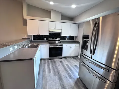 1809 SW Santa Barbara Place Cape Coral FL 33991