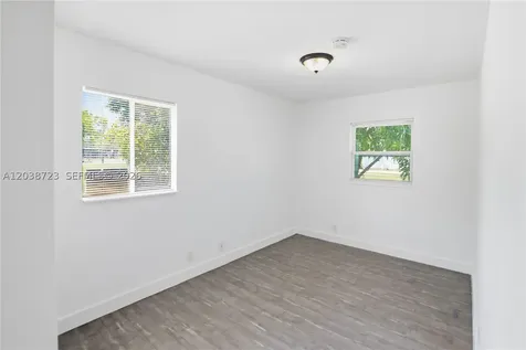 921 NW 5th Avenue Pompano Beach FL 33060