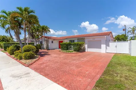1720 SW 98th Court Miami FL 33165