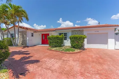 1720 SW 98th Court Miami FL 33165