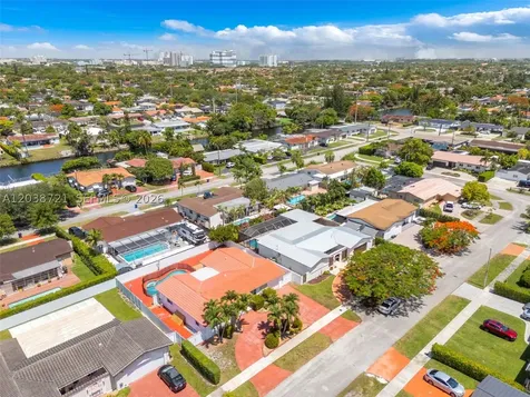 1720 SW 98th Court Miami FL 33165