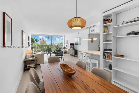 150 Ocean Lane Drive Key Biscayne FL 33149