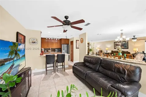 2021 Barcelona Terrace Margate FL 33063
