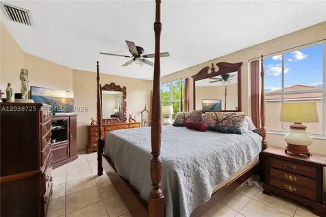 2021 Barcelona Terrace Margate FL 33063
