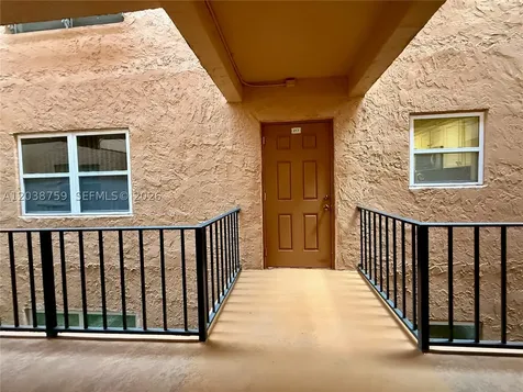 3048 E Sunrise Lakes Drive Sunrise FL 33322