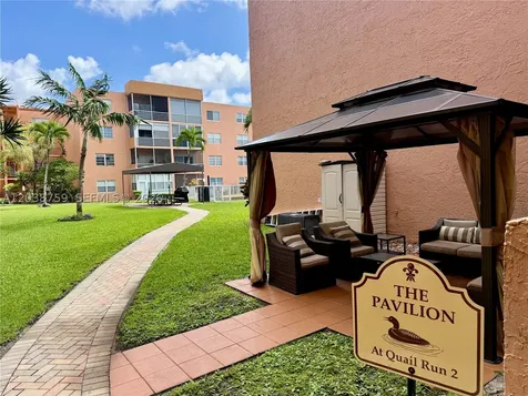 3048 E Sunrise Lakes Drive Sunrise FL 33322