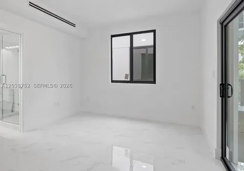 3374 Perry Frow Drive Miami FL 33133