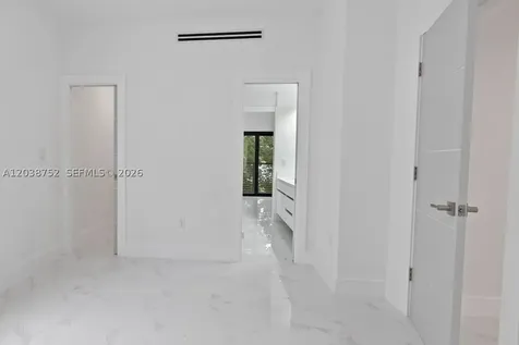 3374 Perry Frow Drive Miami FL 33133