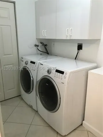 6674 NW 107th Place Doral FL 33178