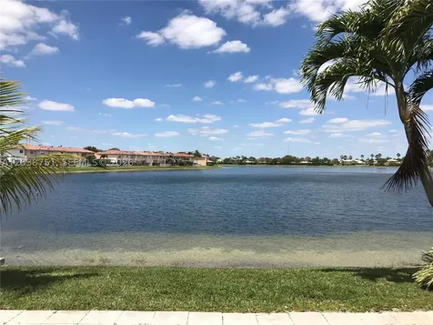 6674 NW 107th Place Doral FL 33178