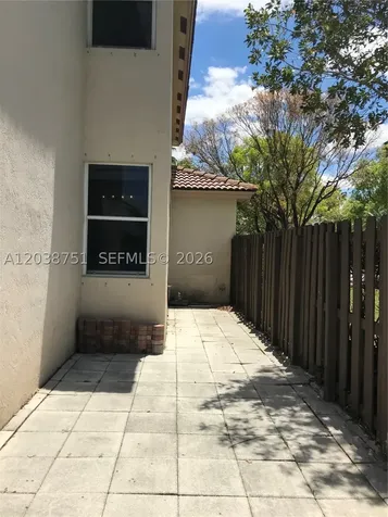 6674 NW 107th Place Doral FL 33178
