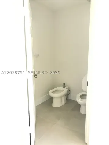 6674 NW 107th Place Doral FL 33178