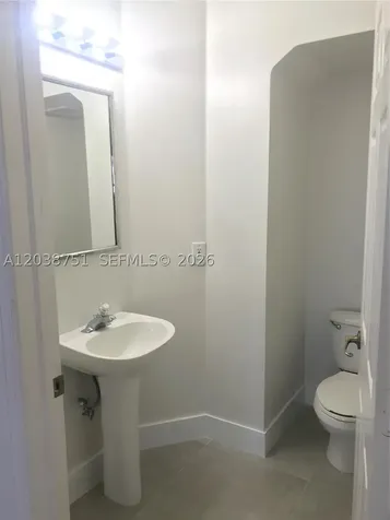 6674 NW 107th Place Doral FL 33178