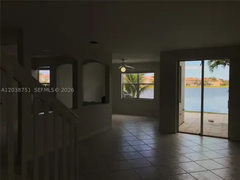 6674 NW 107th Place Doral FL 33178