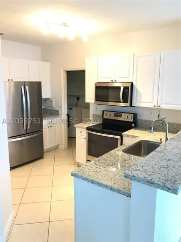 6674 NW 107th Place Doral FL 33178