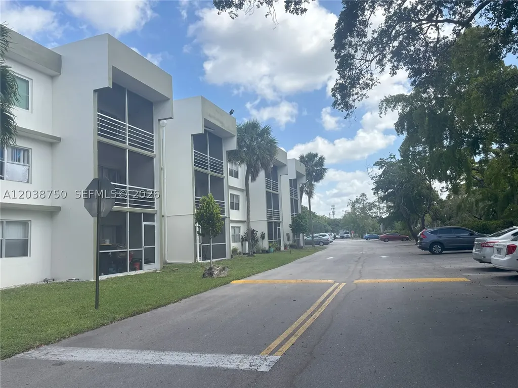 4235 N University Drive Sunrise FL 33351