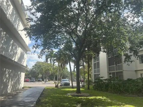 4235 N University Drive Sunrise FL 33351
