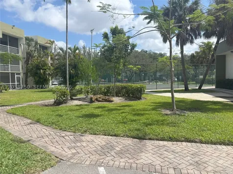 4235 N University Drive Sunrise FL 33351