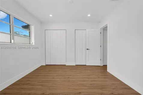 8201 SW 42nd Street Miami FL 33155