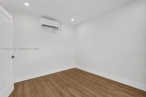 8201 SW 42nd Street Miami FL 33155