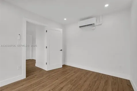 8201 SW 42nd Street Miami FL 33155