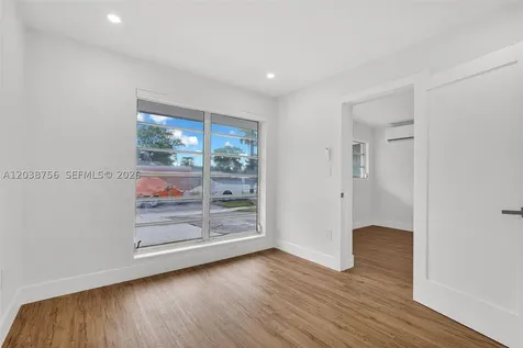 8201 SW 42nd Street Miami FL 33155