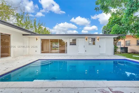 8201 SW 42nd Street Miami FL 33155