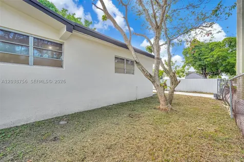 8201 SW 42nd Street Miami FL 33155
