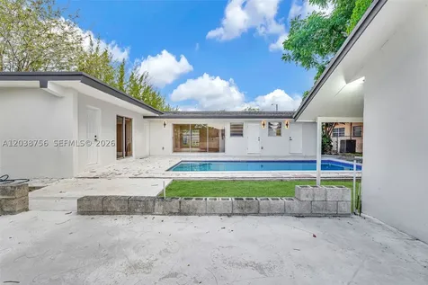 8201 SW 42nd Street Miami FL 33155