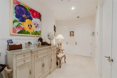 15811 Collins Avenue Sunny Isles Beach FL 33160